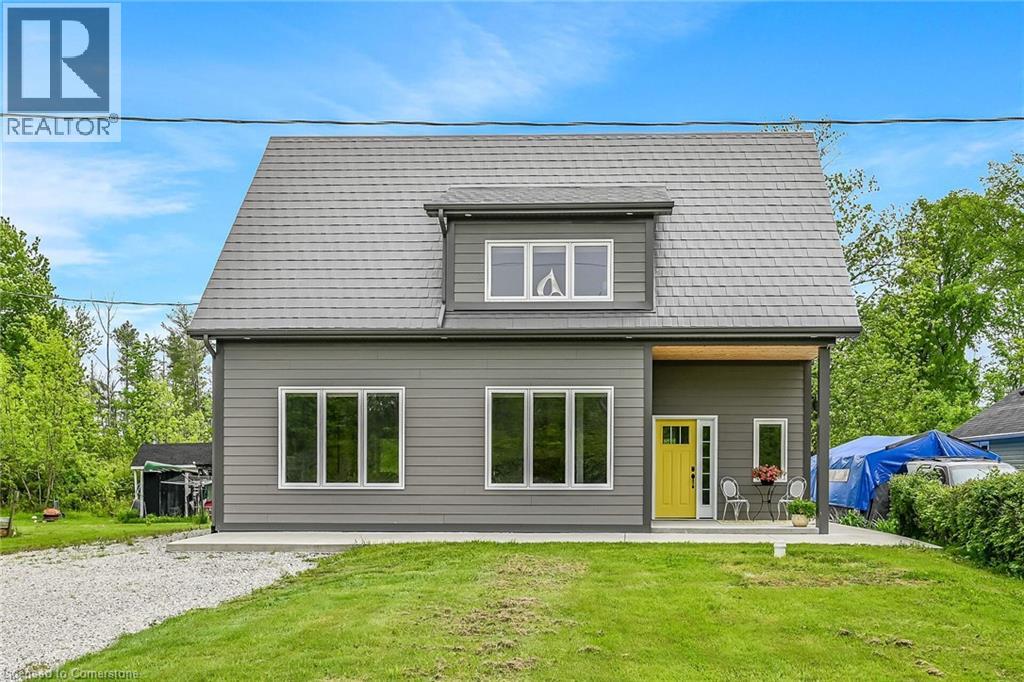 18 Siddall Rd, Dunnville, ON N0A 1K0