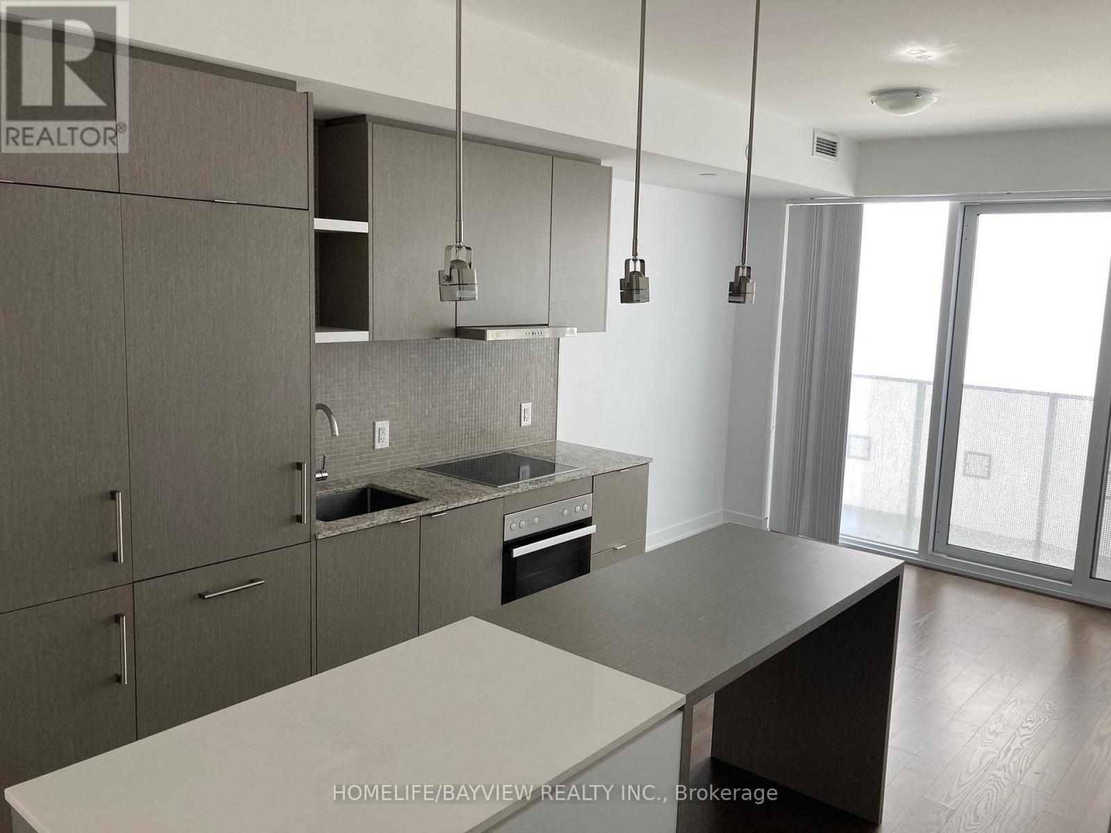 6601 88 Harbour St, Toronto, ON M5J 1B7