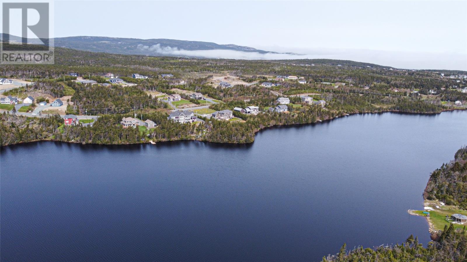 16-18 Mountain Cres, Pouch Cove, NL A0A 3L0
