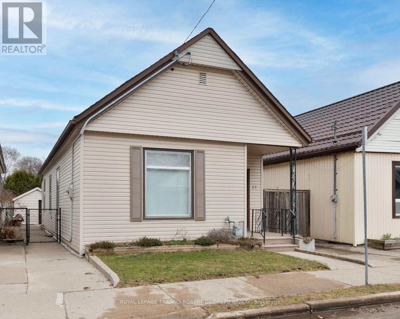 22 Rathgar St, London, ON N5Z 1Y4