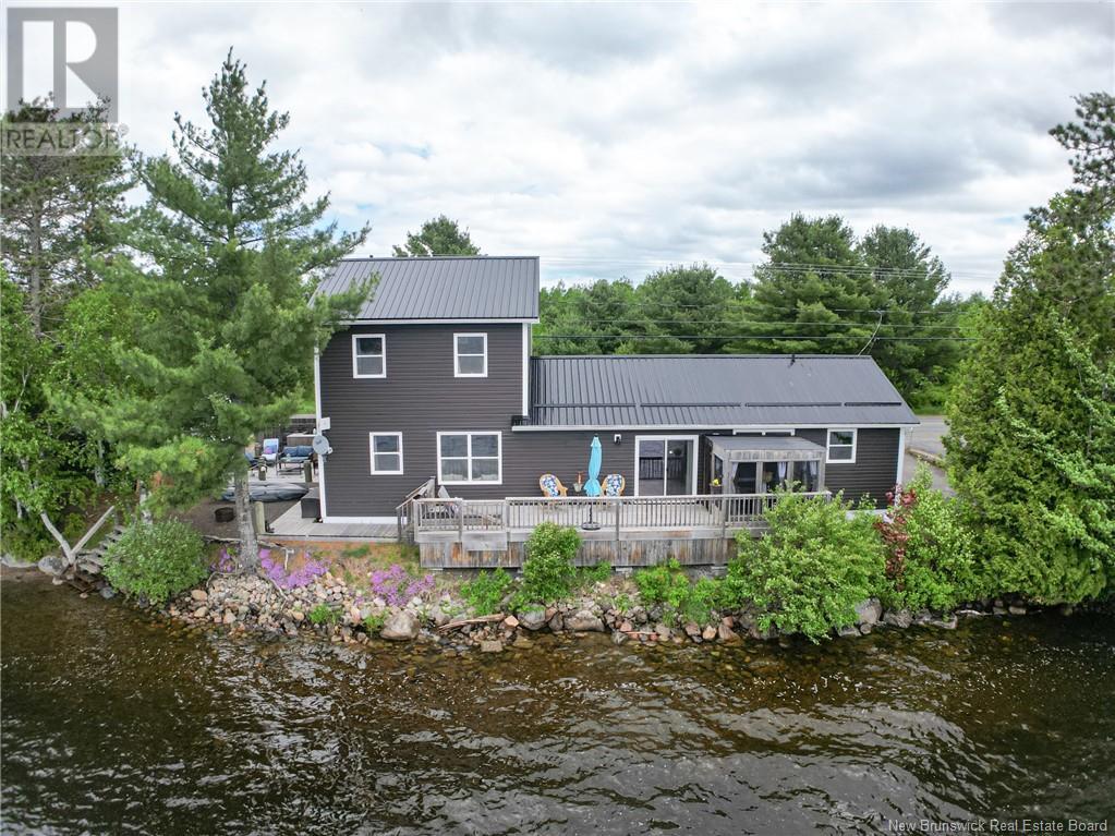 237 Rte 636, Harvey, NB E6K 1A9