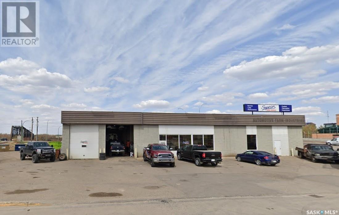 1125 2 Avenue West, Prince Albert, SK S6V 2E3