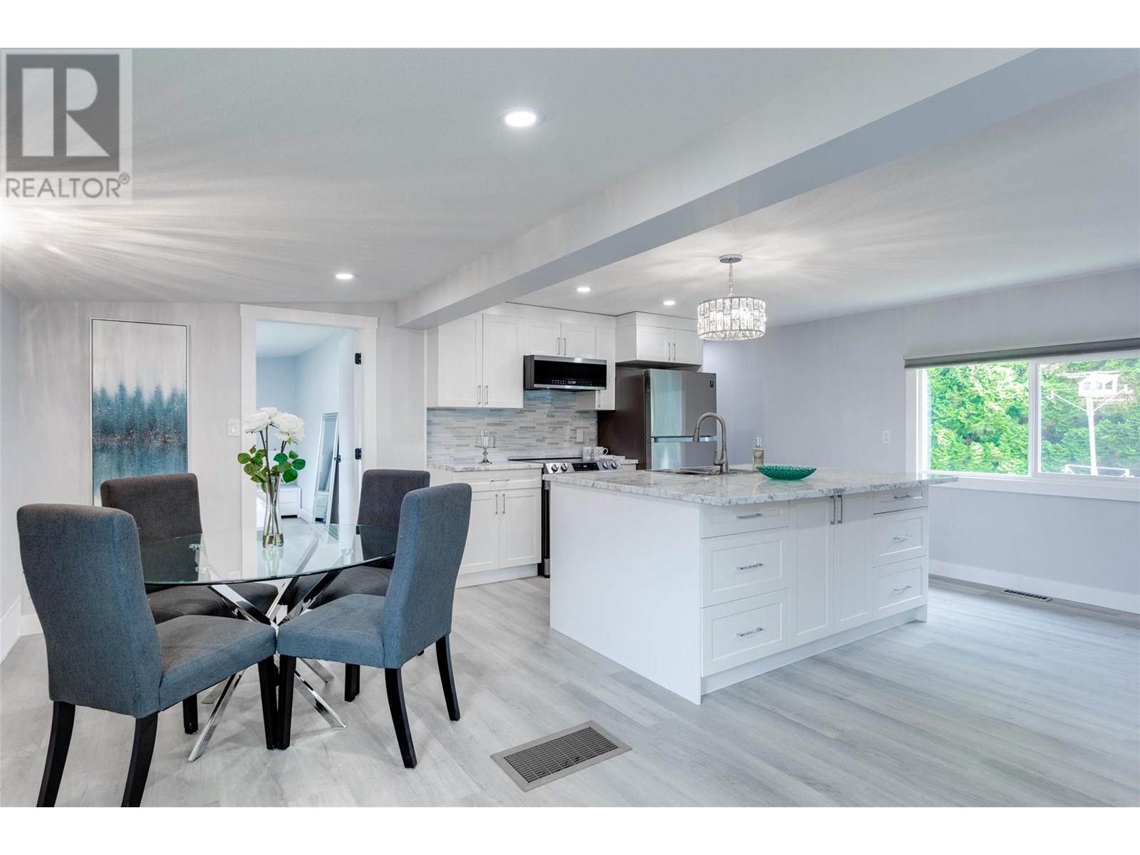 3535 Mcculloch Road Unit 10, Kelowna, BC V1W 4R8