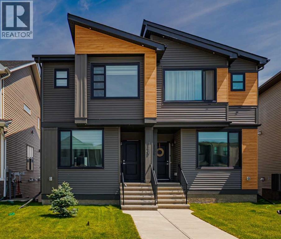 120 Edith Pl NW, Calgary, AB T3R 2E2