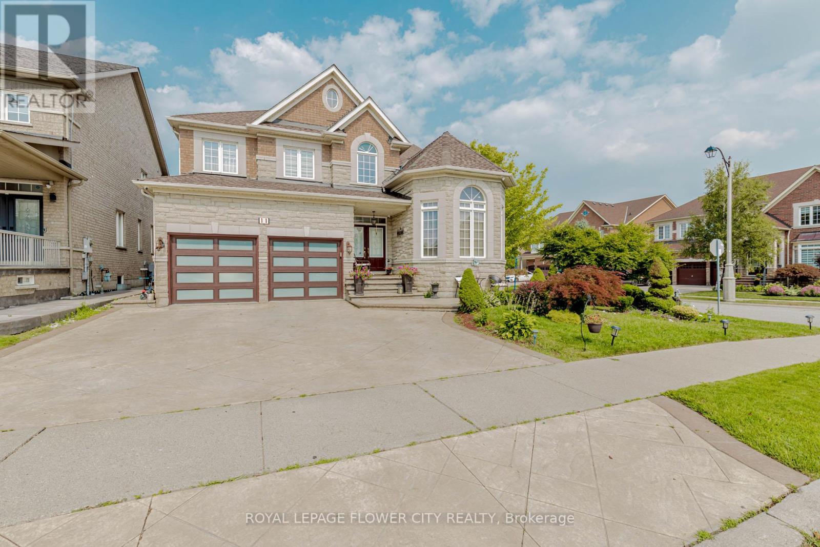 11 Vintonridge Dr, Brampton, ON L6P 2T9