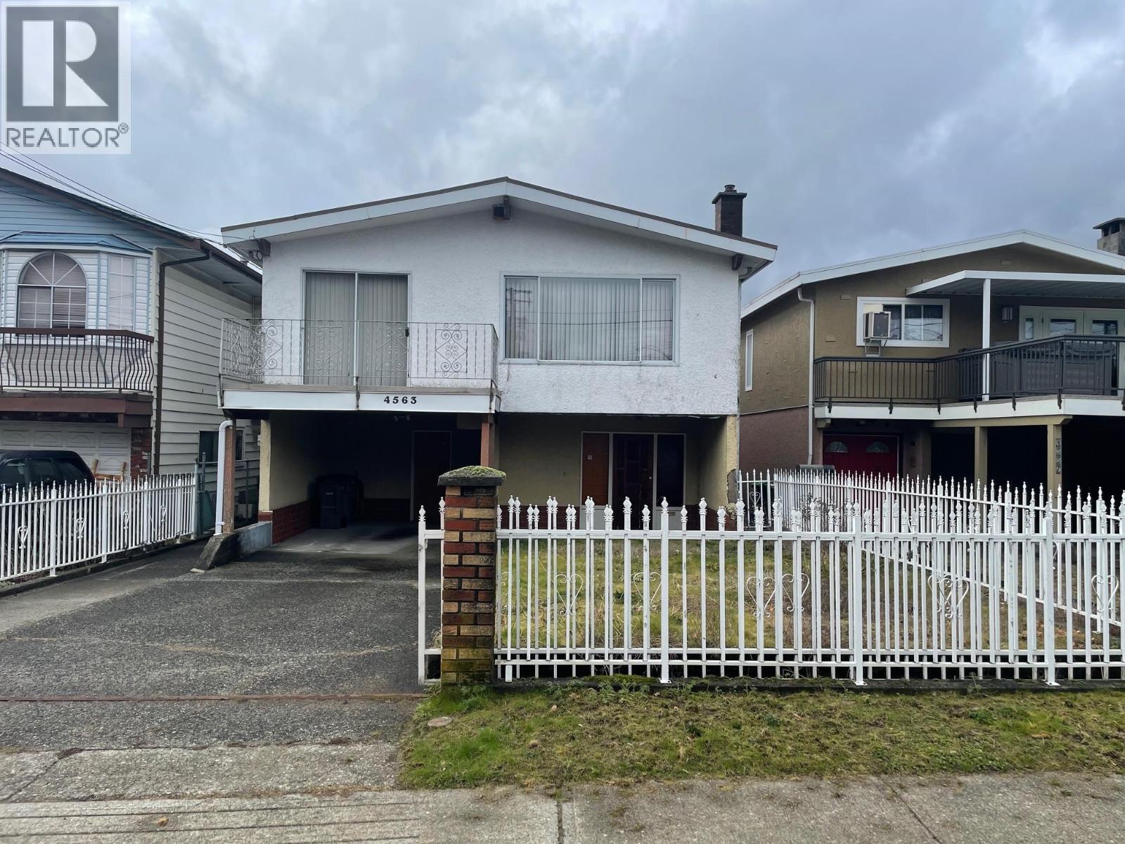 4563 Earles St, Vancouver, BC V5R 3R1