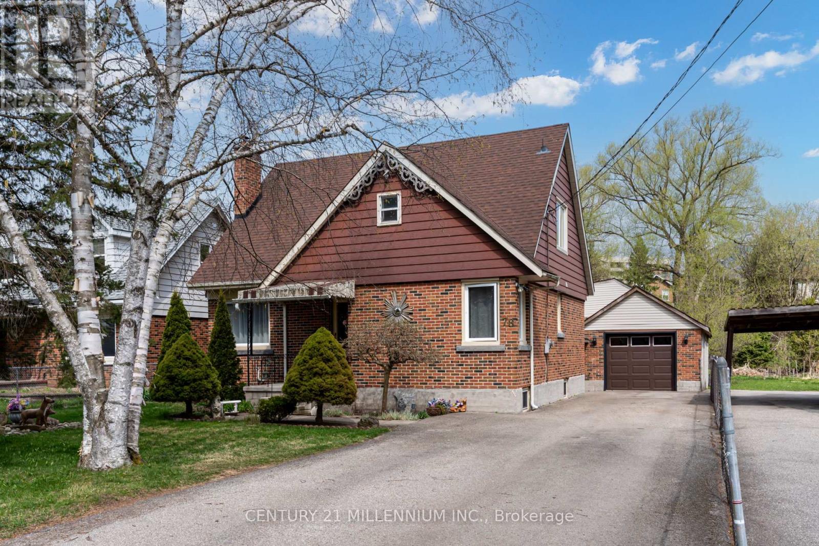 78 York Rd, Guelph, ON N1E 3E6