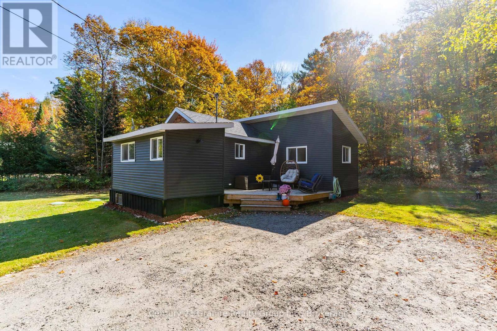 1297 Hamilton Rd, Minden Hills, ON K0M 2K0