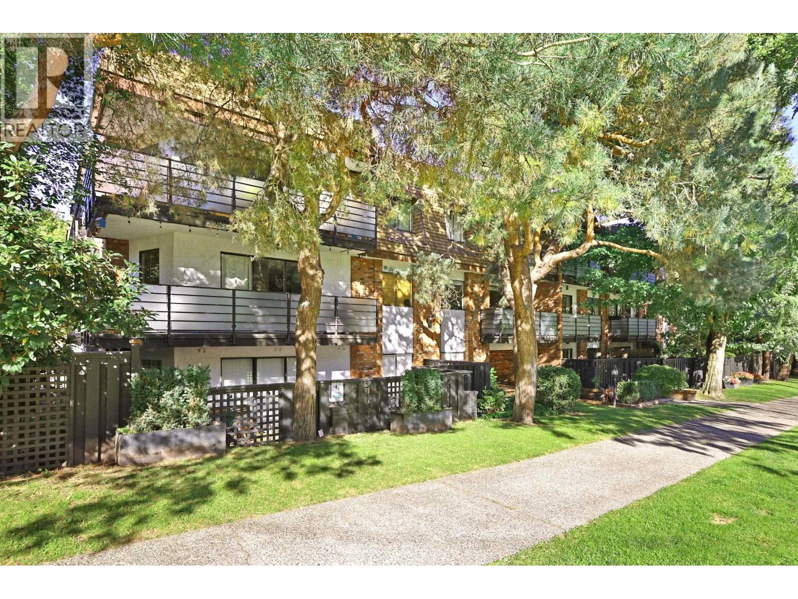 1933 W 5th Avenue Unit 101, Vancouver, BC V6J 1P6