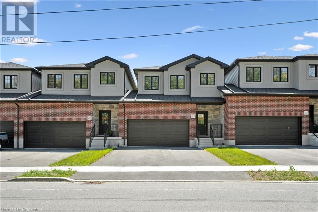 423 Woolwich St, Waterloo, ON N2K 0E8