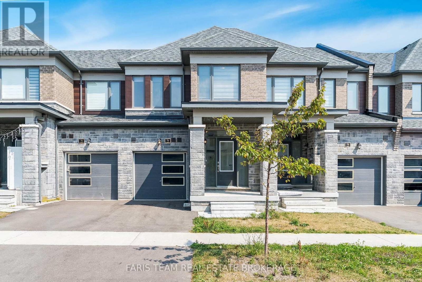 76 Valleybrook Rd, Barrie, ON L9J 0L6
