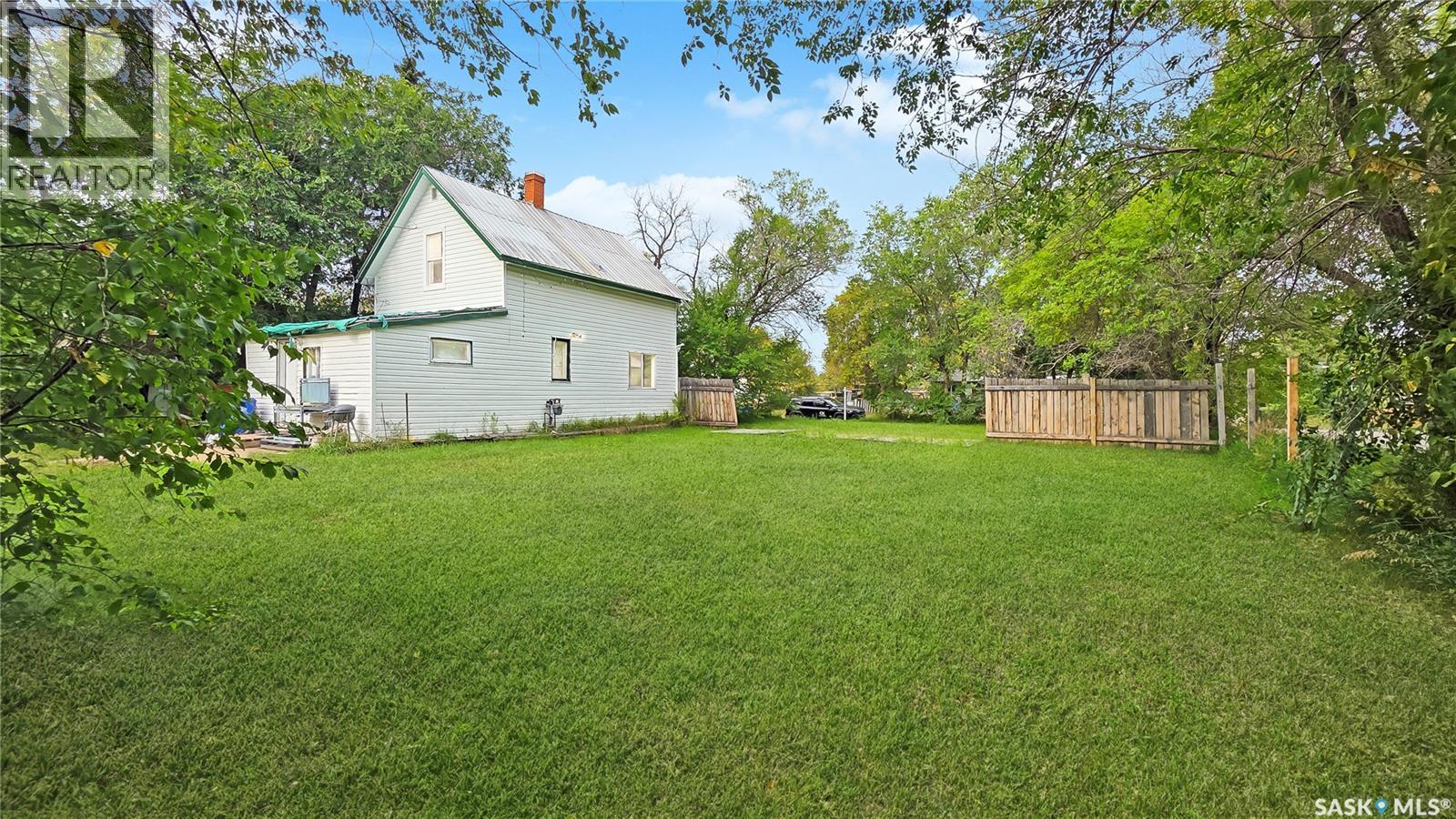 1907 14 Street West, Prince Albert, SK S6V 3P3