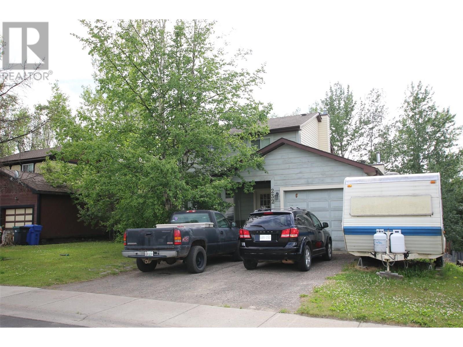 232 Bergeron Dr, Tumbler Ridge, BC V0C 2W0