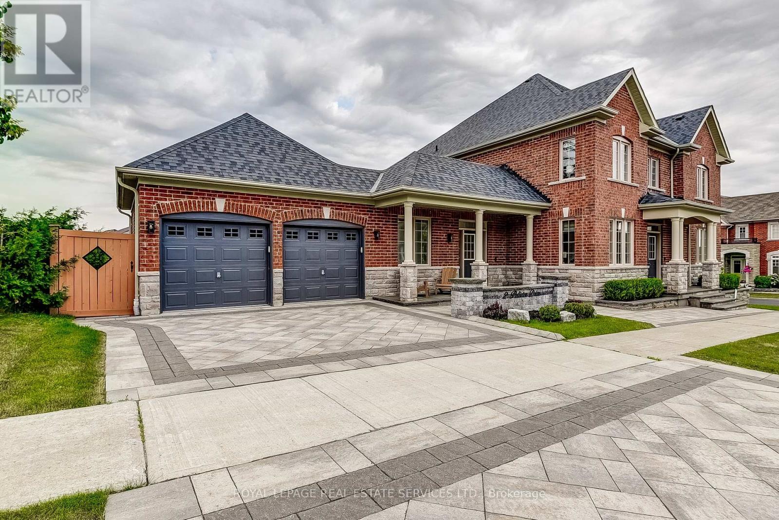 2 Pelister Dr, Markham, ON L6E 0M6