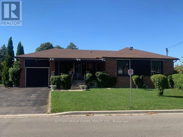 121 Denbigh Cres, Toronto Downsview-roding-cfb, ON M3M 2T4