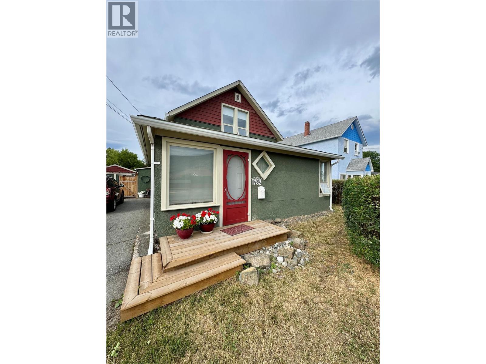 1782 Nicola Ave, Merritt, BC V1K 1B8