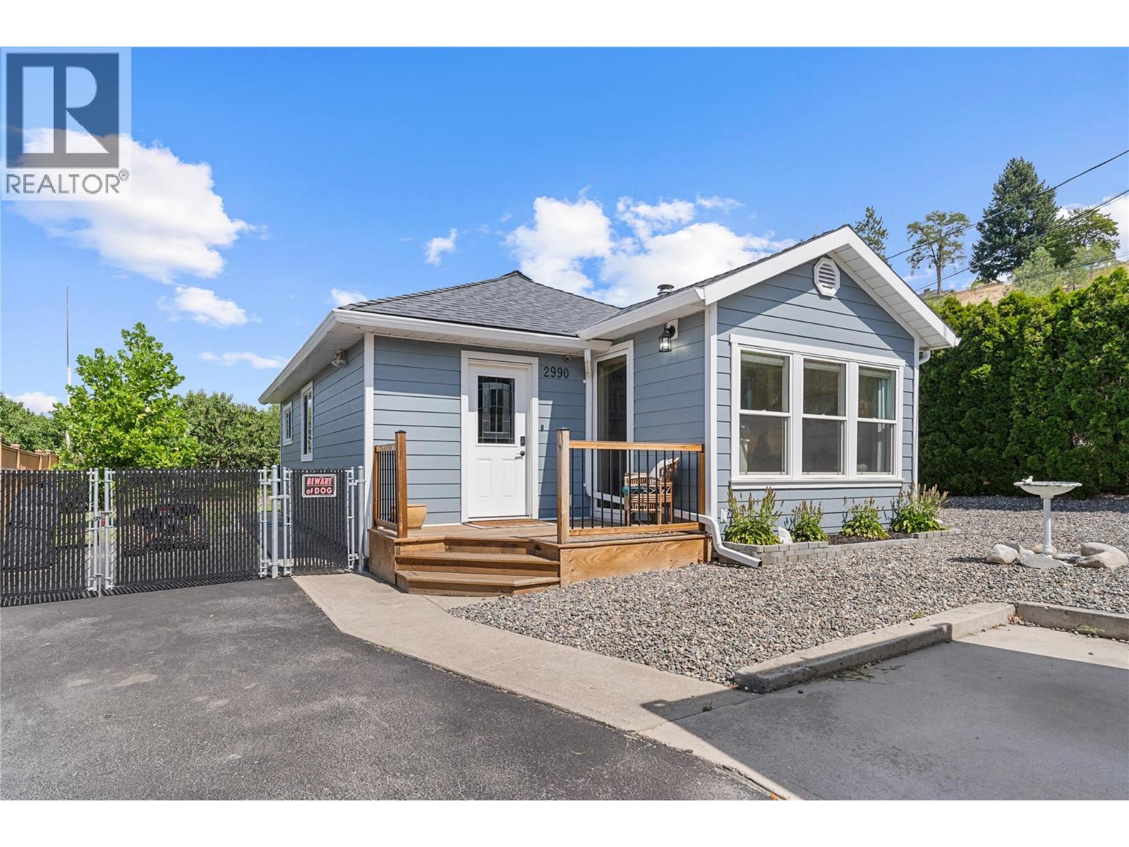 2990 Mcculloch Rd, Kelowna, BC V1W 4A5
