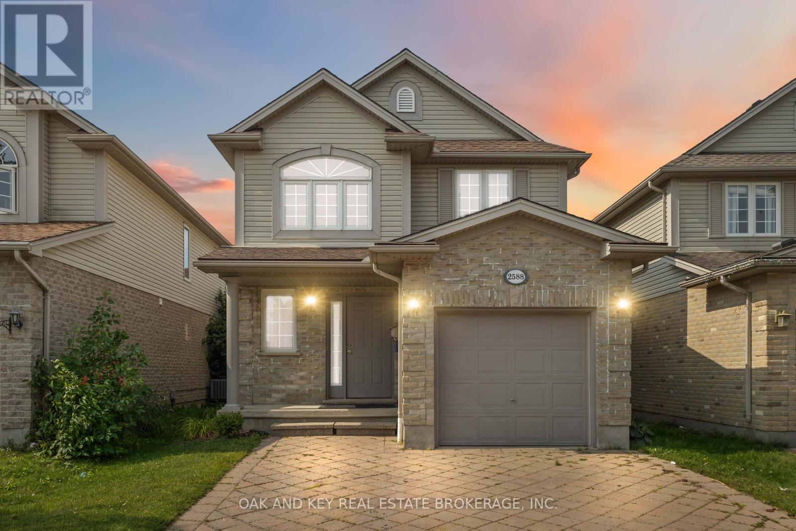 2588 Meadowgate Blvd, London, ON N6M 1L8