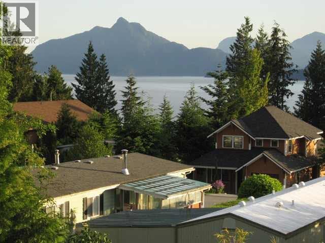 819 Britannia Way, Squamish, BC V8B 1J2