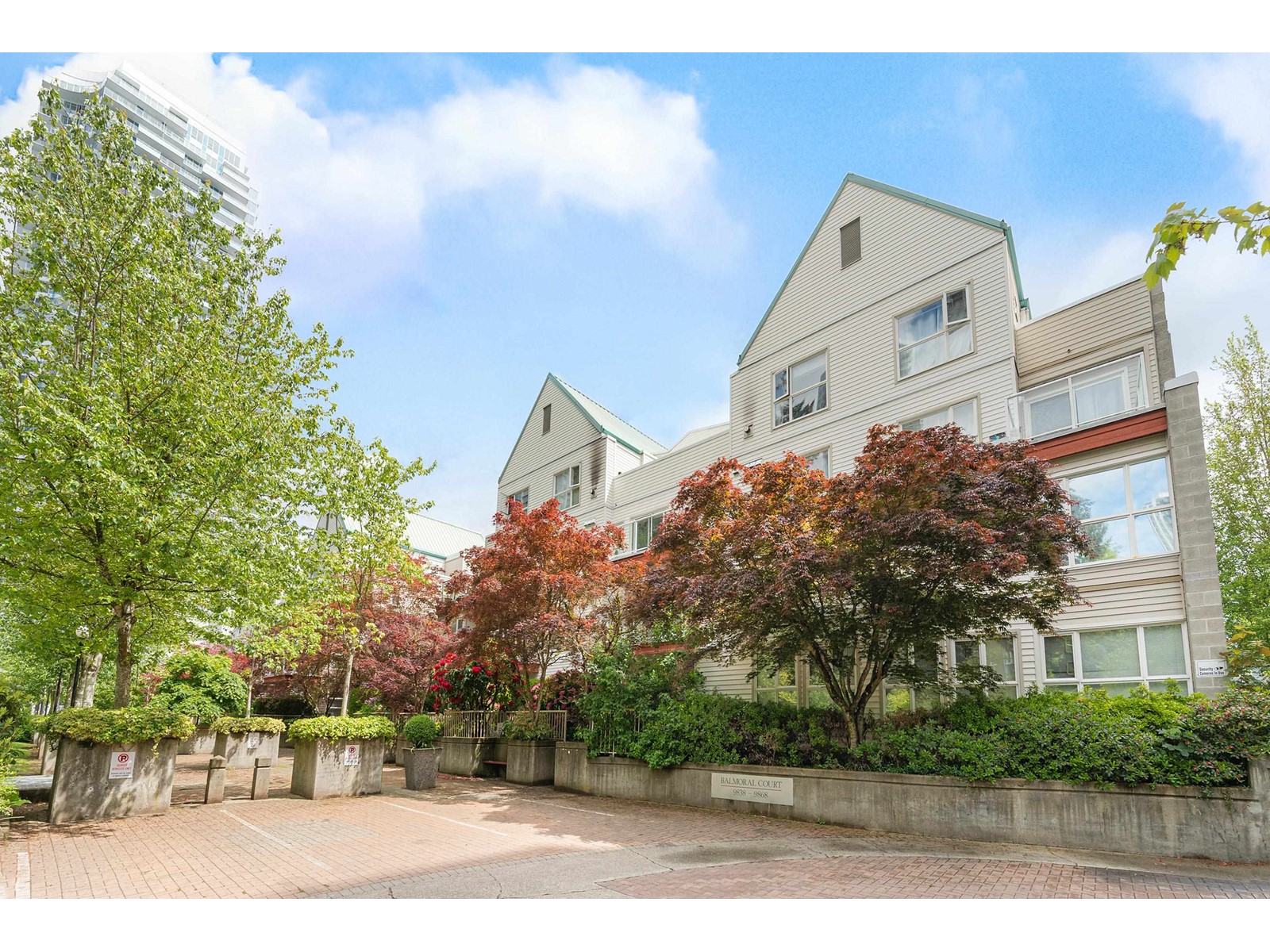 9838 Whalley Boulevard #d303, Surrey, BC V3T 5S8