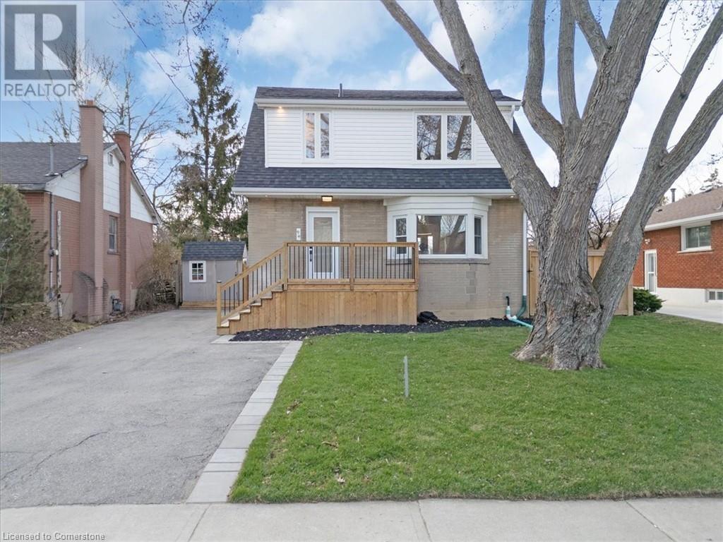 94 W 32nd St, Hamilton, ON L9C 5G9