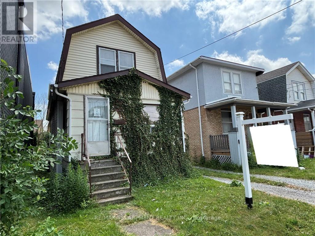465 E Main St, Welland, ON L3B 3X7