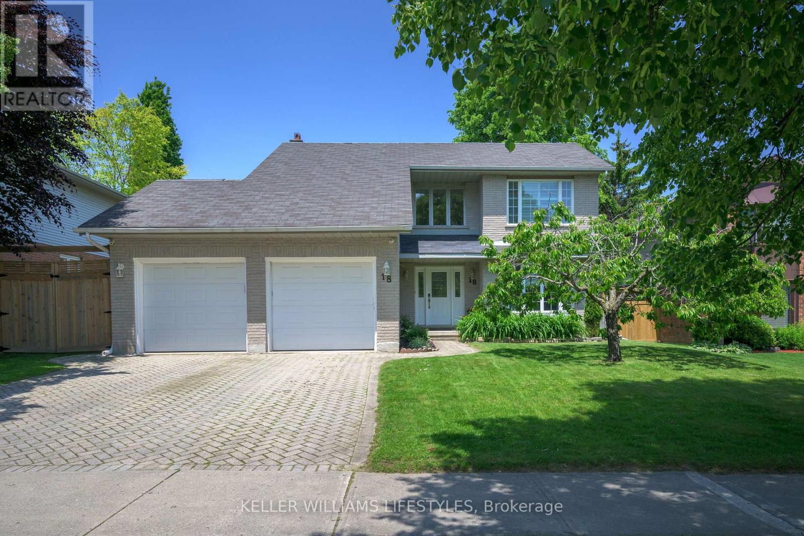 18 Thunderbird Cres, London, ON N6J 4P6