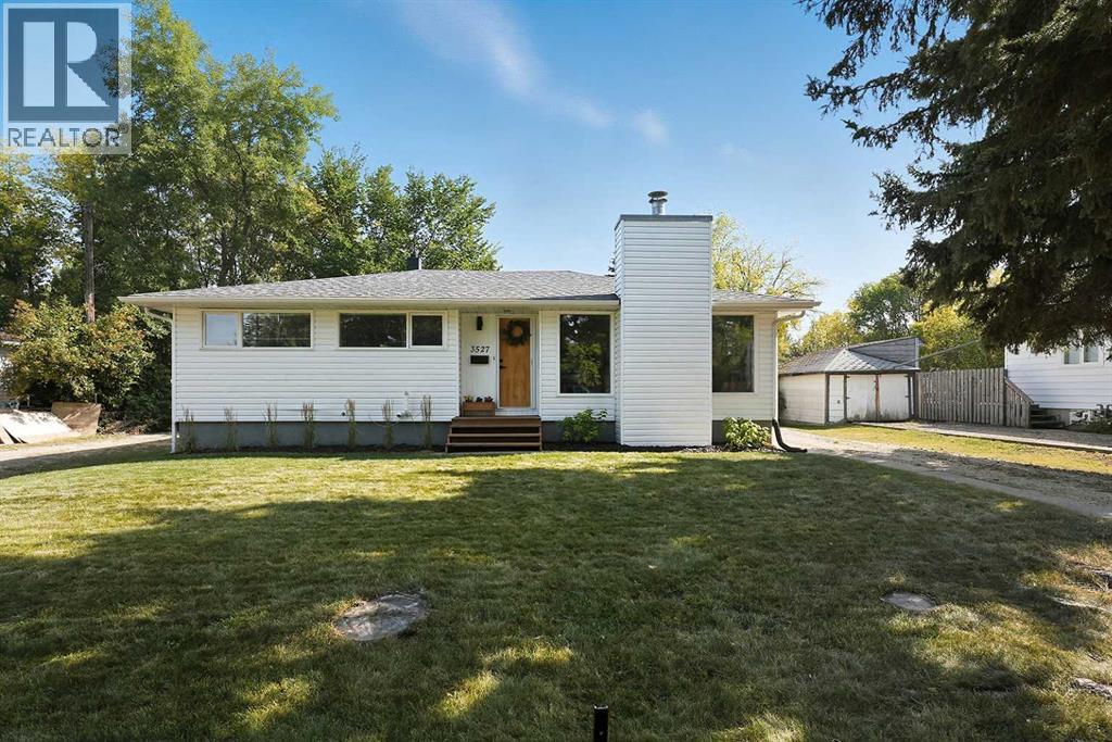 43 Avenue Unit 3527, Red Deer, AB T4N 3B5