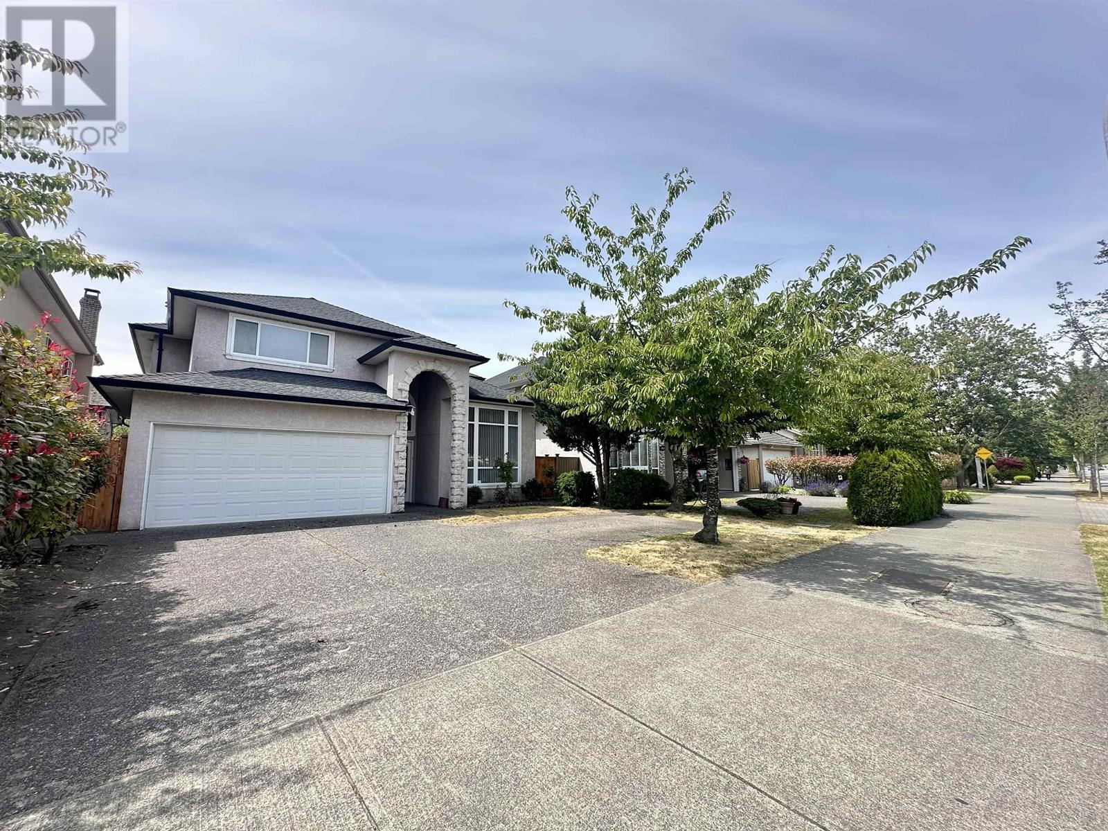 11751 Railway Ave, Richmond, BC V7E 6P1