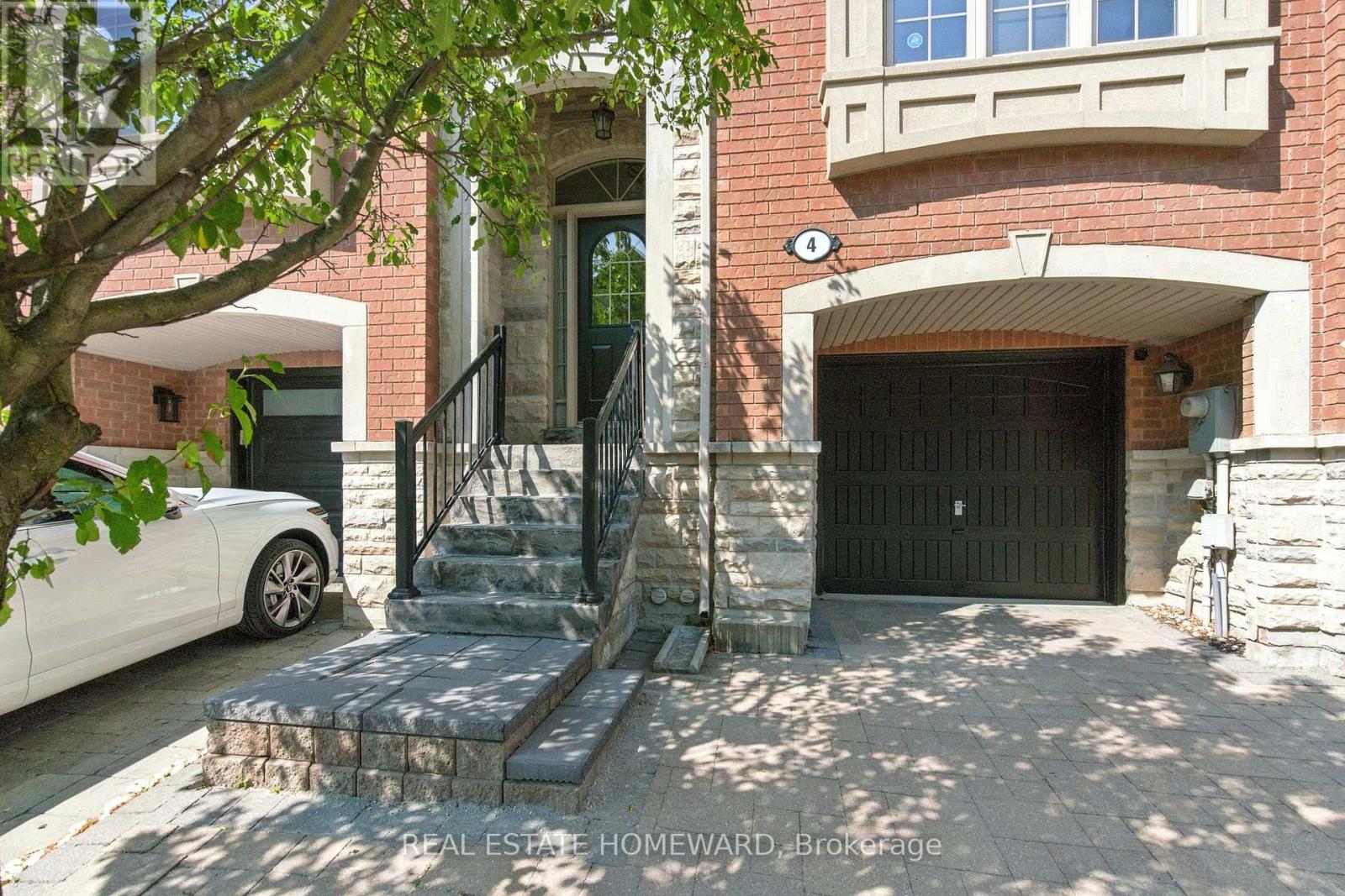 4 Isaac Devins Ave, Vaughan, ON L4L 0A4