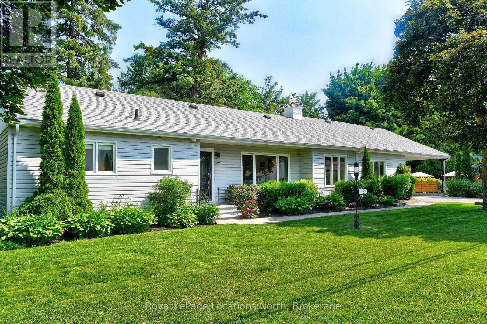 315 Fifth St, Collingwood, ON L9Y 1X9