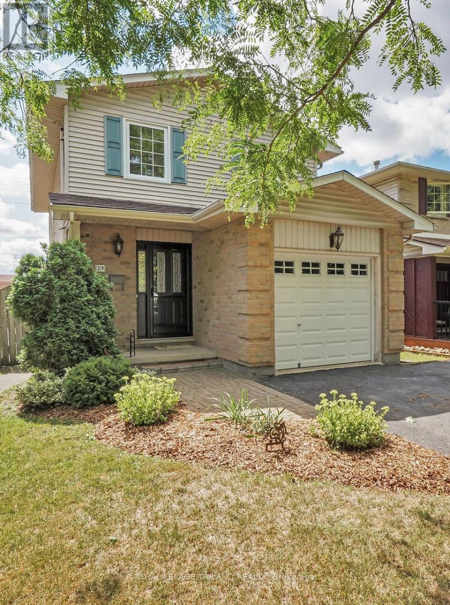 29 Chancton Cres, London, ON N6E 2Y5