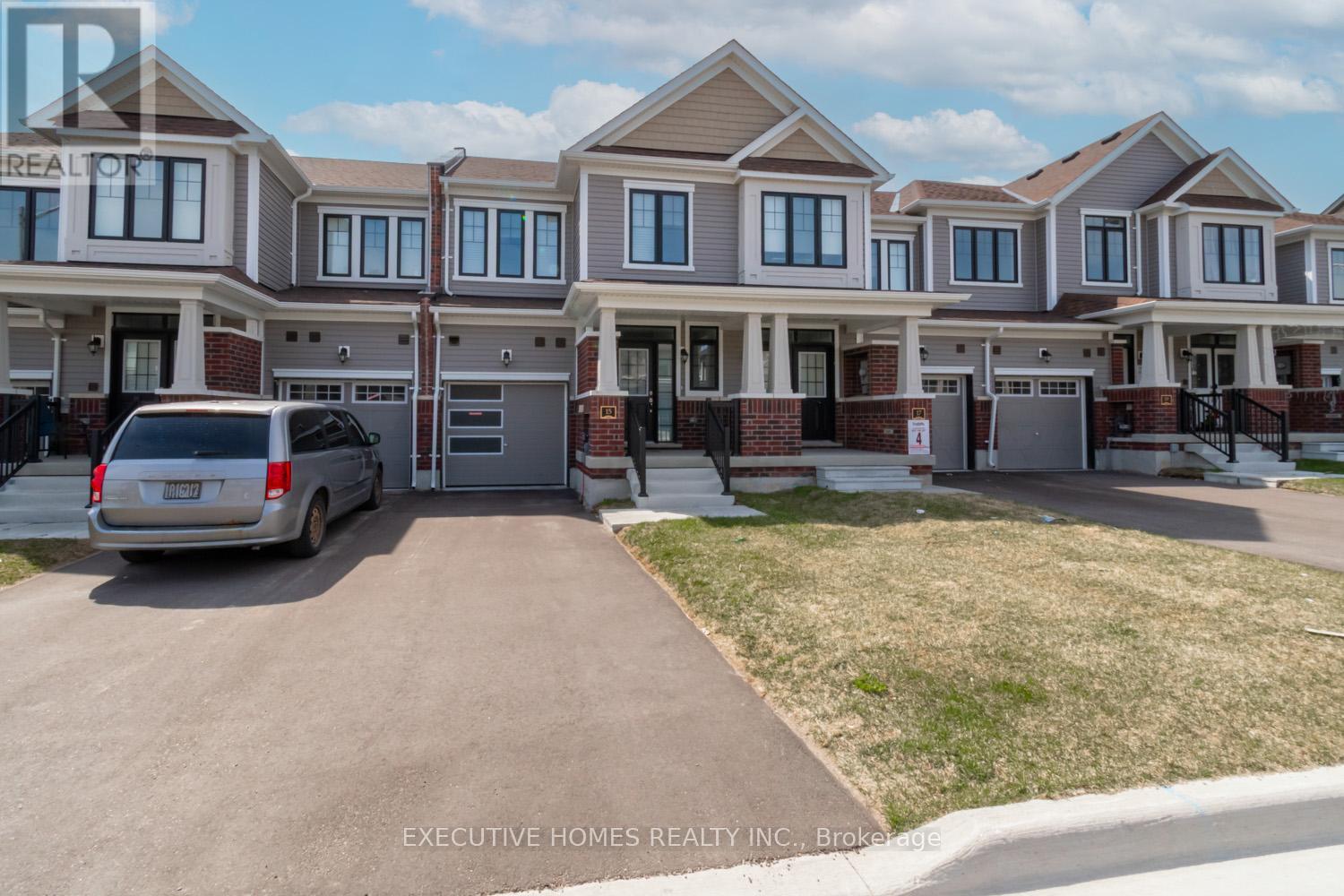 15 Rochester Dr, Barrie Innis-shore, ON L9J 0V9