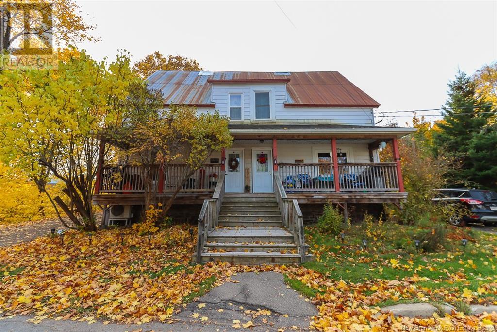 80-82 Peter St, Sussex, NB E4E 2J6