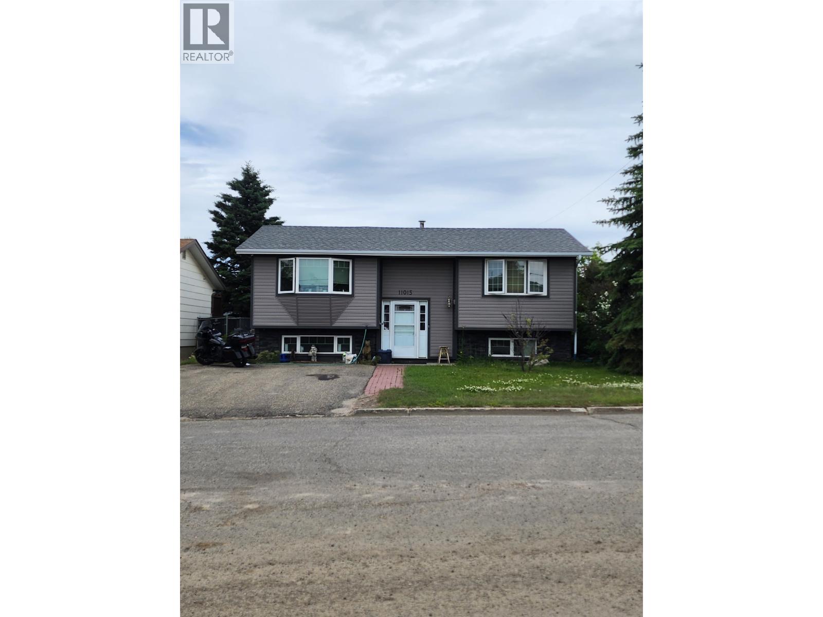 102 Street Unit 11015, Fort St. John, BC V1J 4C2