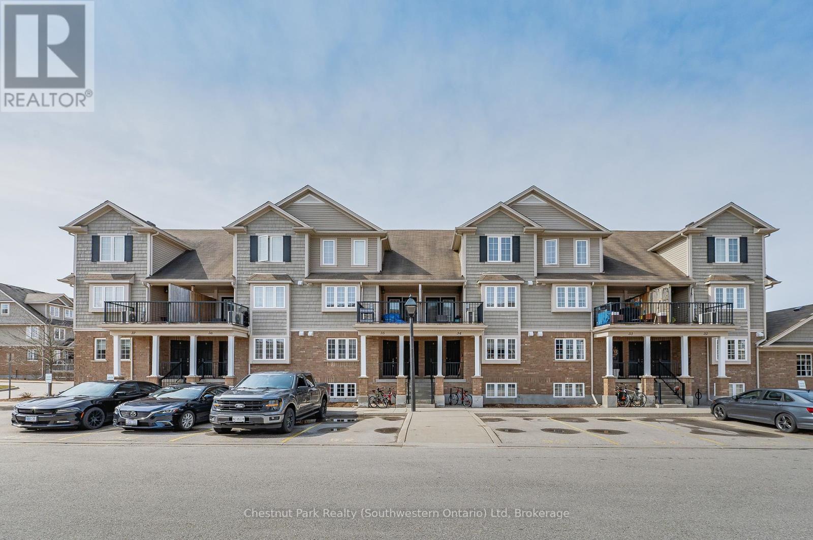 35 Unit 15 Carere Cres #a, Guelph, ON N1E 0K4