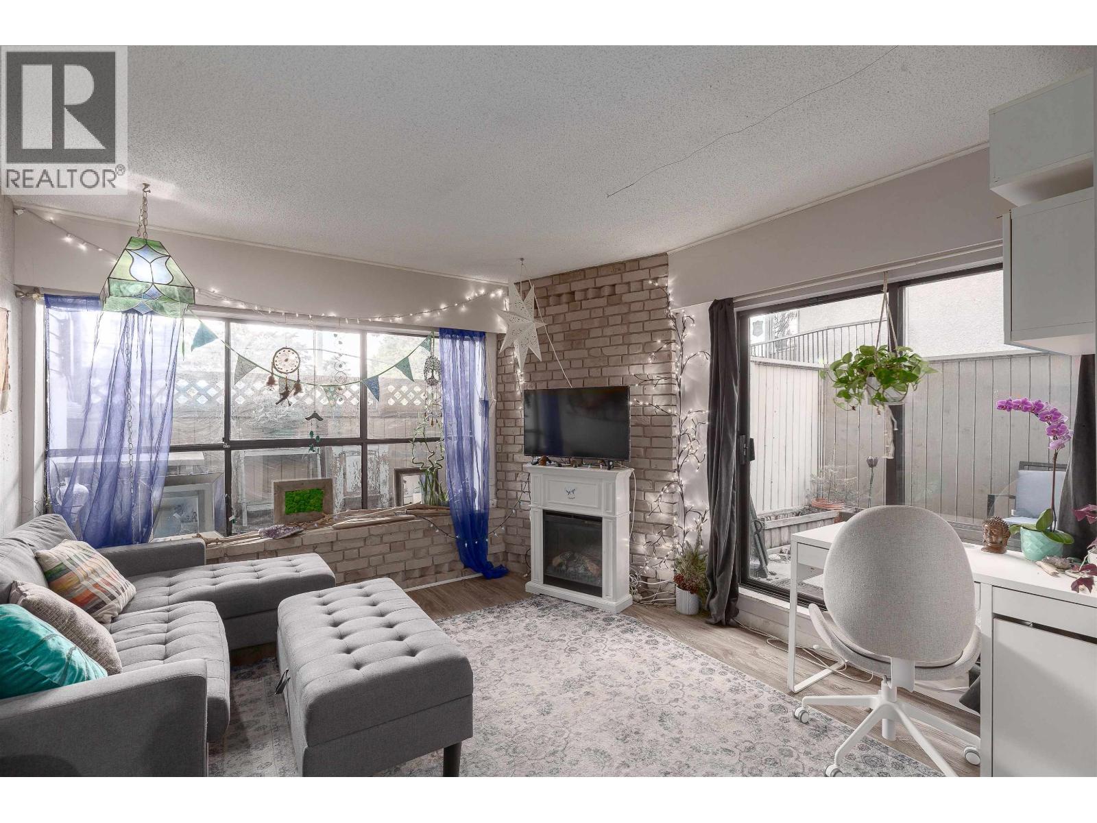 2234 Prince Albert Street Unit 102, Vancouver, BC V5T 4K9