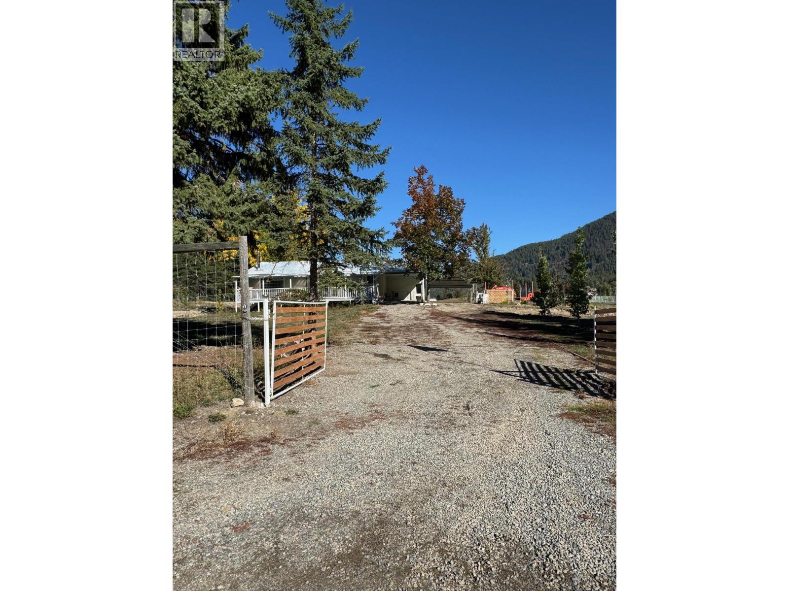 44 Street Unit 4310, Creston, BC V0B 1C0