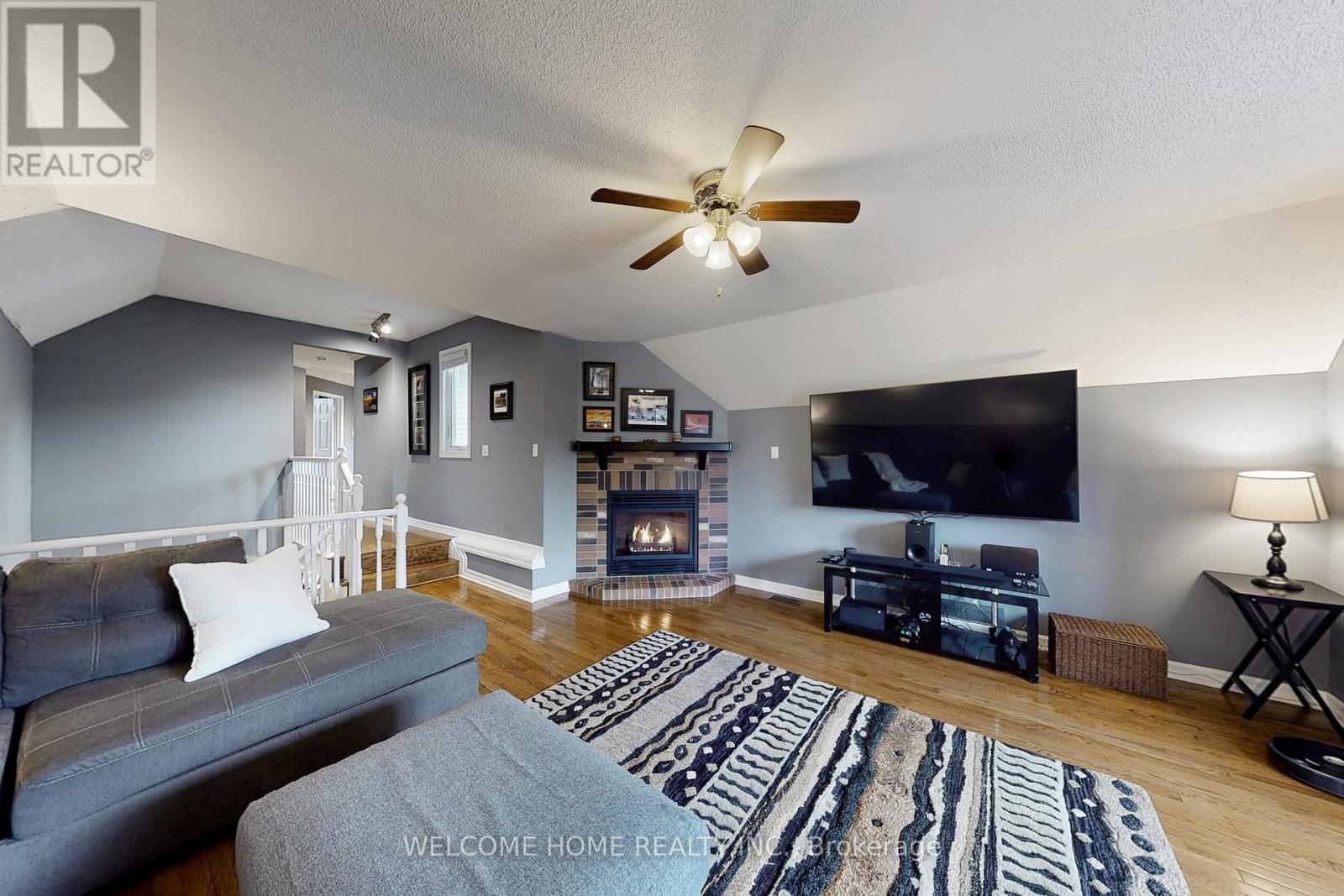 6079 Leeside Cres, Mississauga, ON L5M 5K6