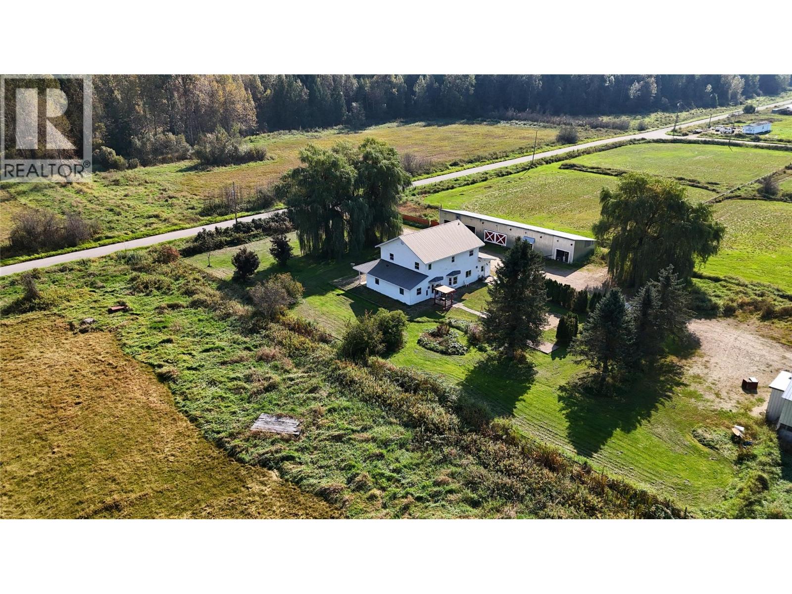 3695 Malakwa Loop Rd, Malakwa, BC V0E 2J0