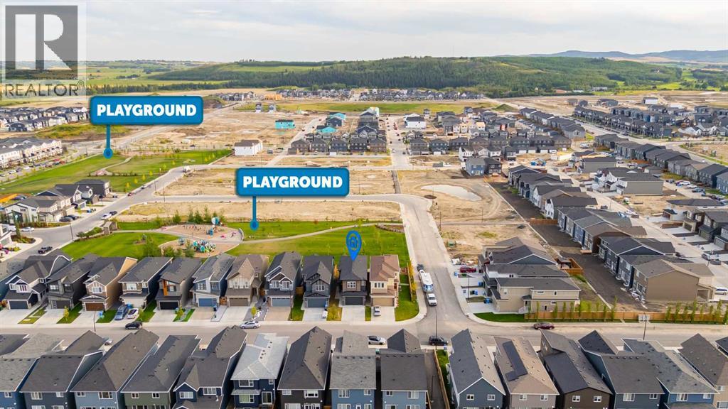 211 Creekstone Row SW, Calgary, AB T2X 4Y4