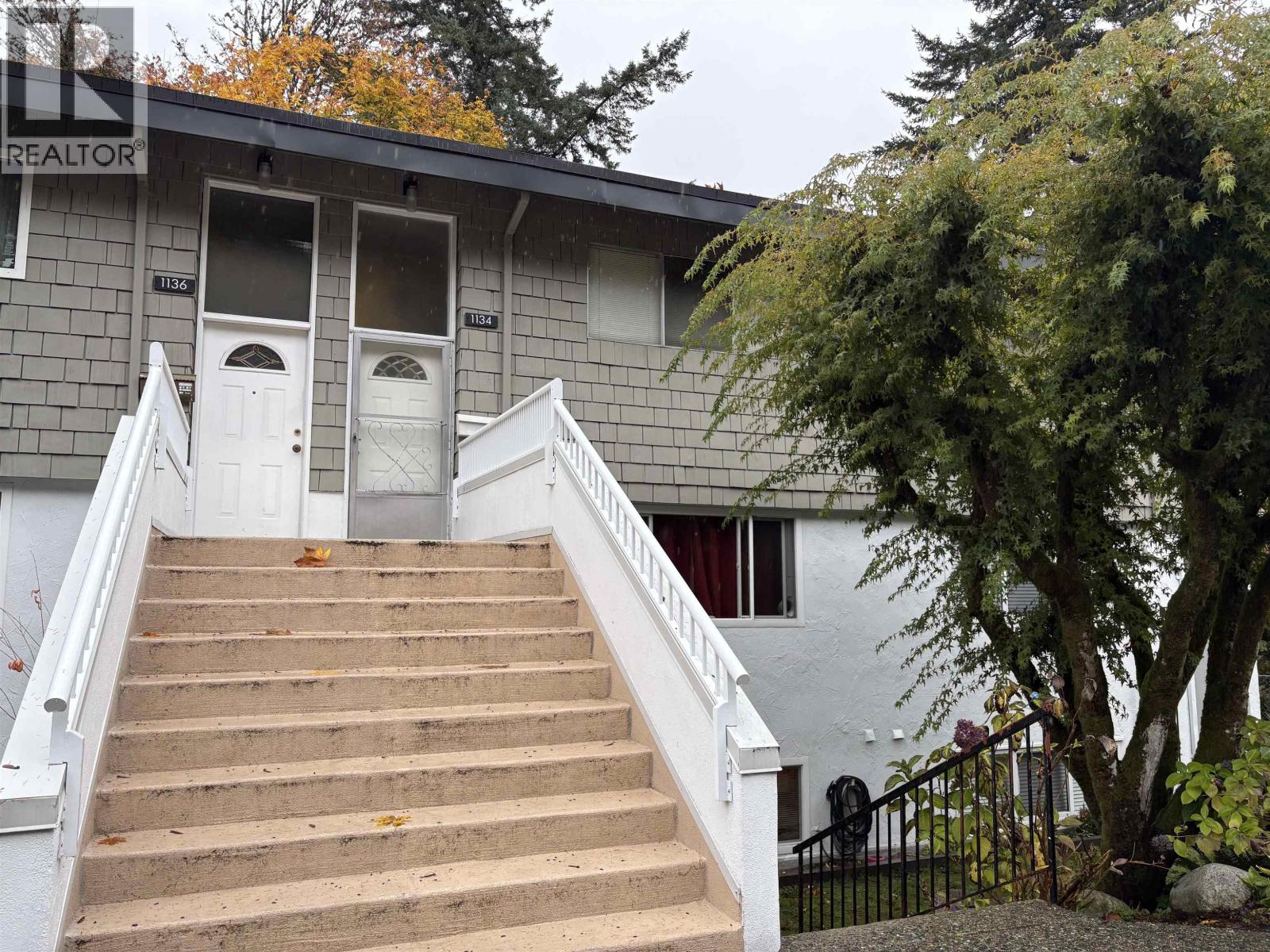 1134 Chateau Pl, Port Moody, BC V3H 1N6