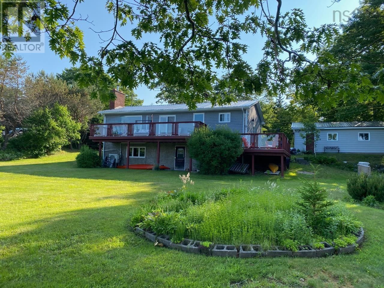998 Mood Rd, Summerville, NS B5A 5J5
