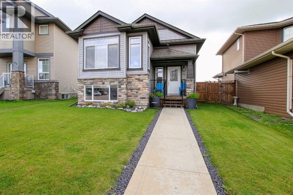 73 Bowman Cir, Sylvan Lake, AB T4S 0H9