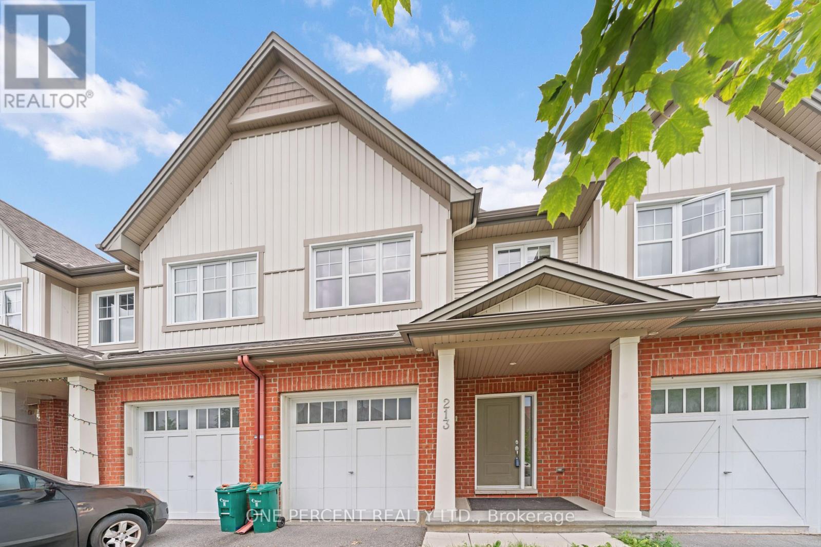213 Via San Marino St, Ottawa, ON K6H 5R6