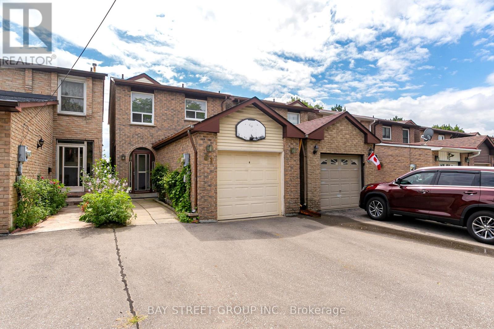 61 Mabley Cres, Vaughan, ON L4J 2Z7