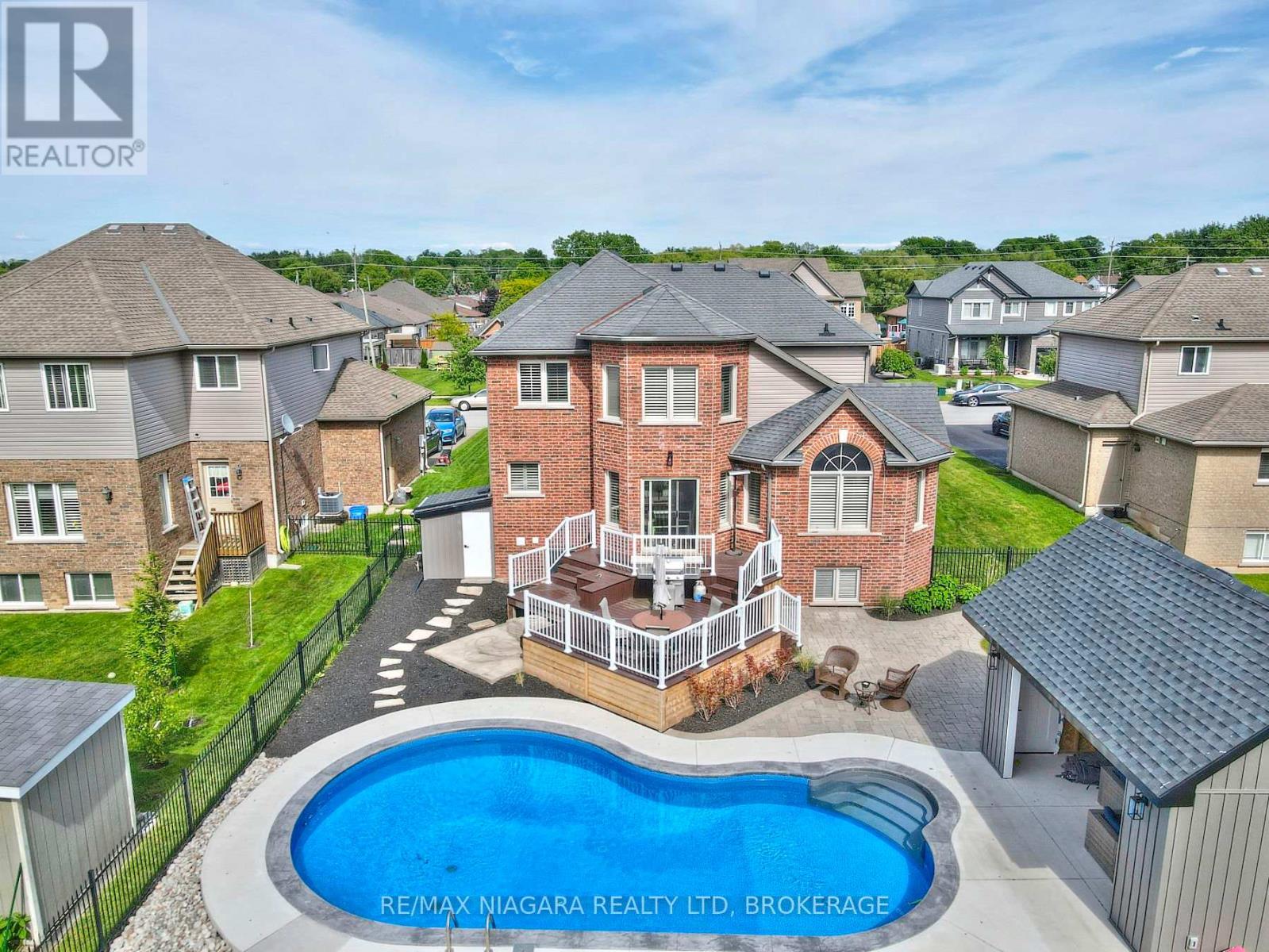 507 Carrie Ave, Fort Erie, ON L0S 1N0