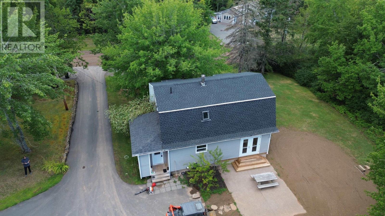 46 Russell Cross Rd, Hilden, NS B0N 1C0