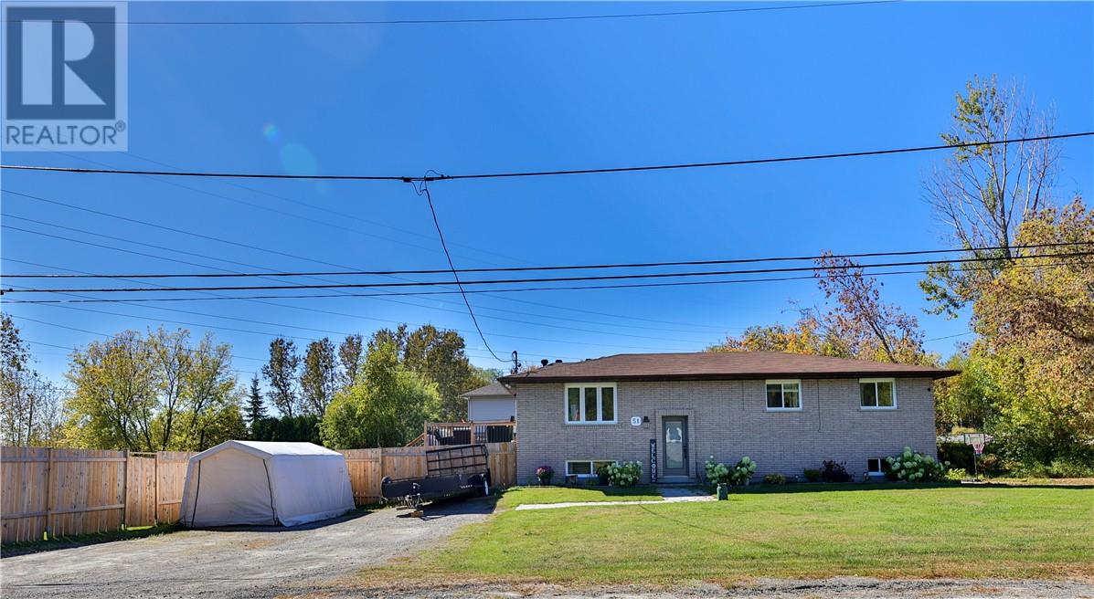 51 Matson Rd, Garson, ON P3L 1M3