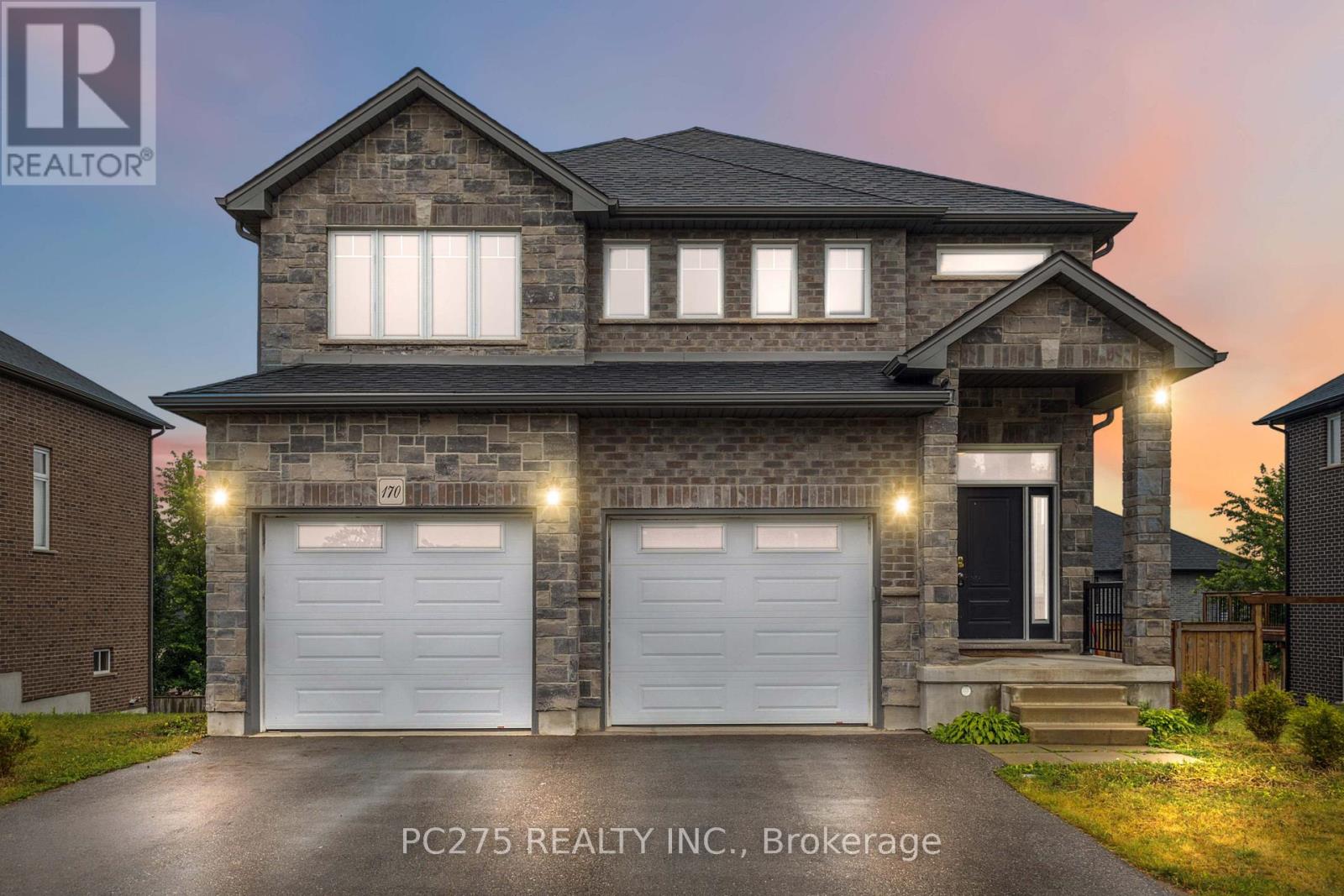 170 Queen St, Middlesex Centre, ON N0L 1R0